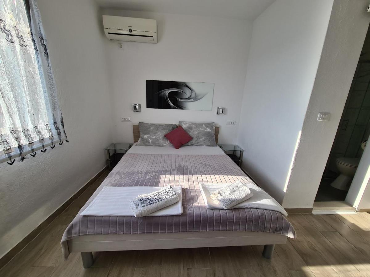 Gordana Apartments Hvar Town Exterior foto